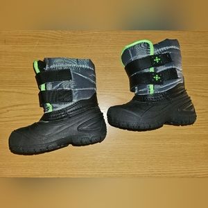 Toddler Boys 6 Snowboots
